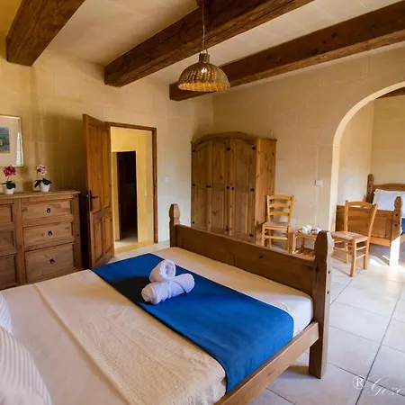 Holiday home Ta Guzeppi